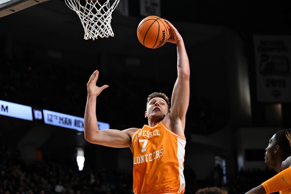 他们分别出 他们分别出