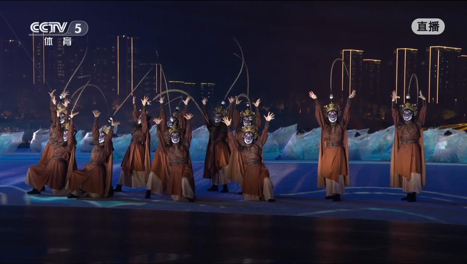 AA, 叶上的一根, 日晚