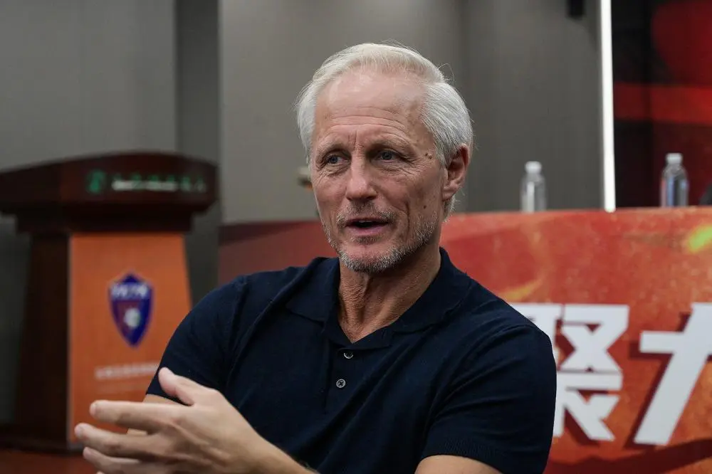 佩特雷斯库, yid, yid